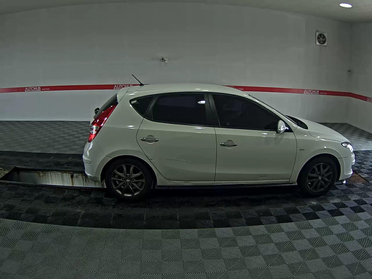 هيونداي I30 1.6 Vvt لكجري 2011 فاخر