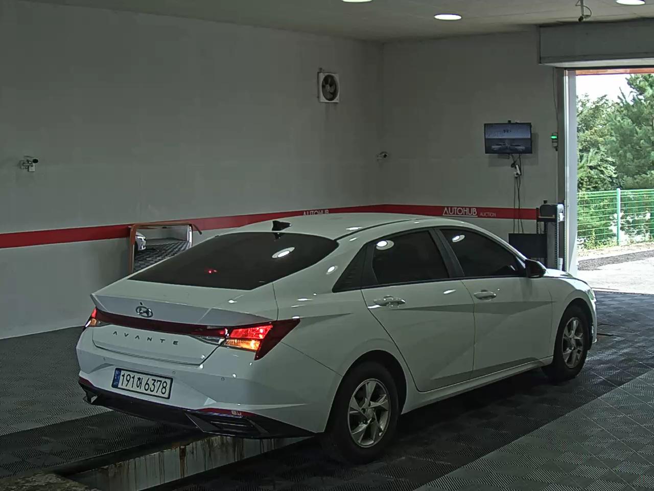 هيونداي أفانتي 2023 SMART
