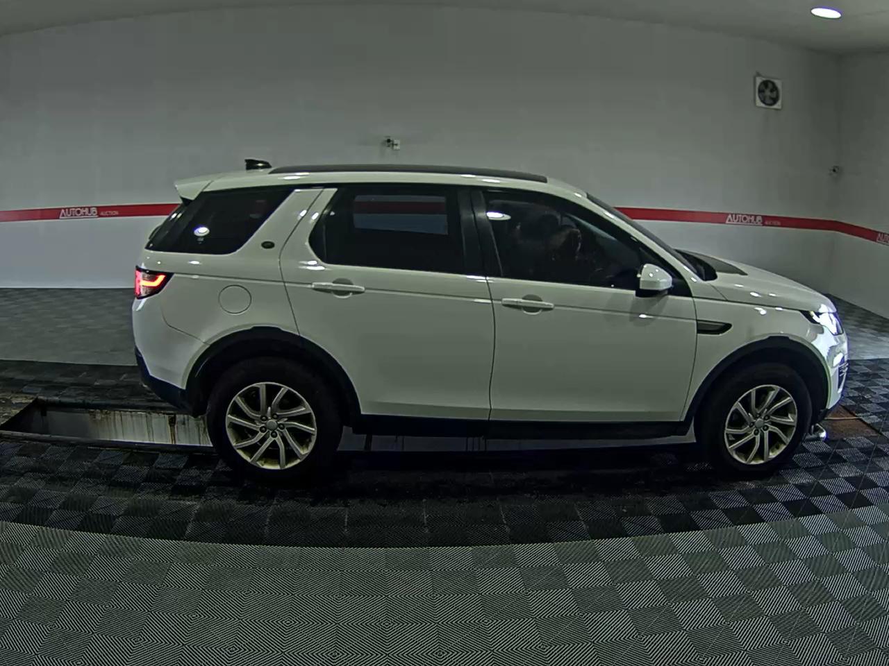 لاند روفر Rover Discovery Sport 2.0 Td4 Se (150Ps) 2019 SPORT SE