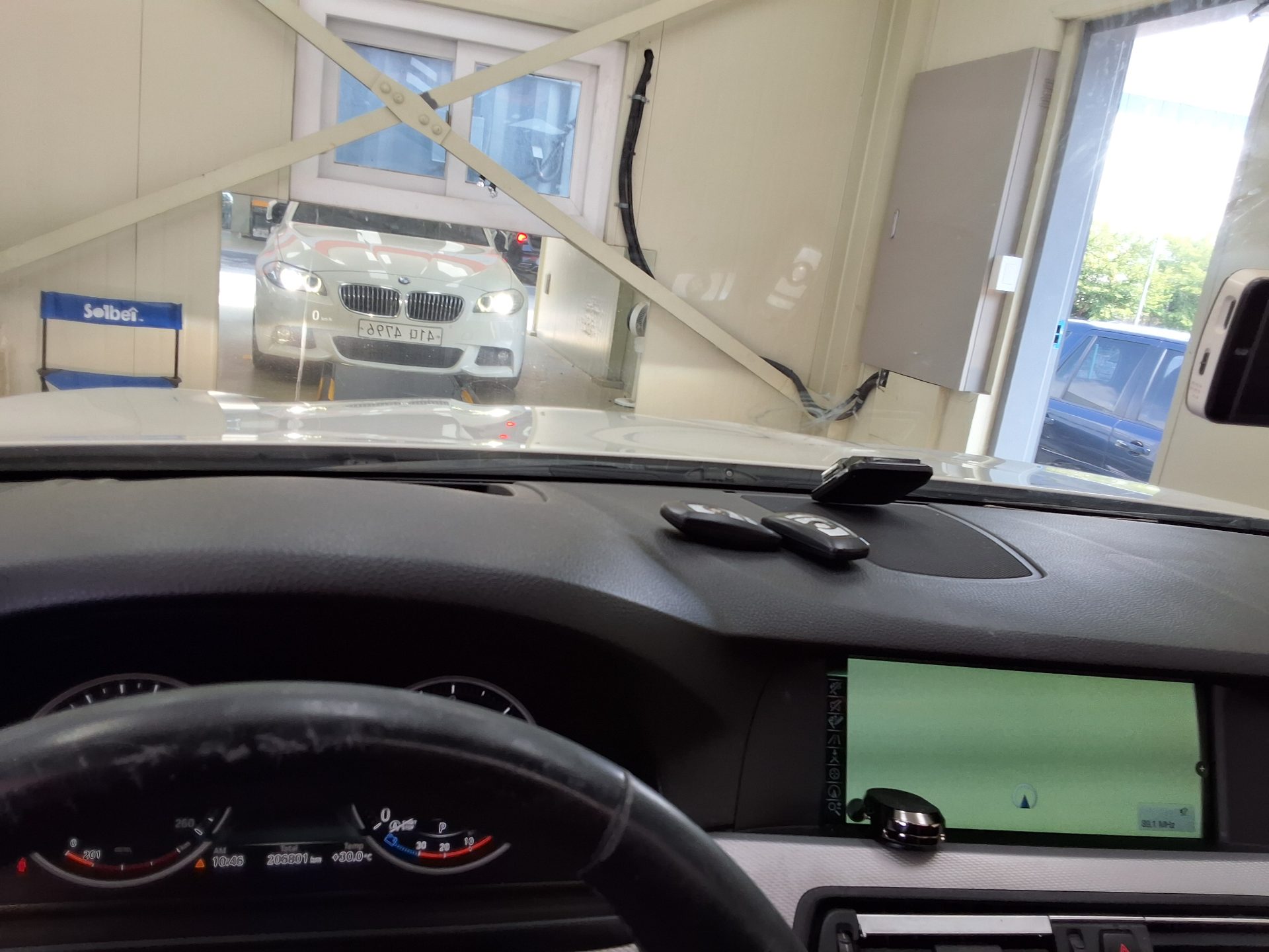 بي إم دبليو 5 Series (6Th Gen) 520D M Sport 2013 SPORT