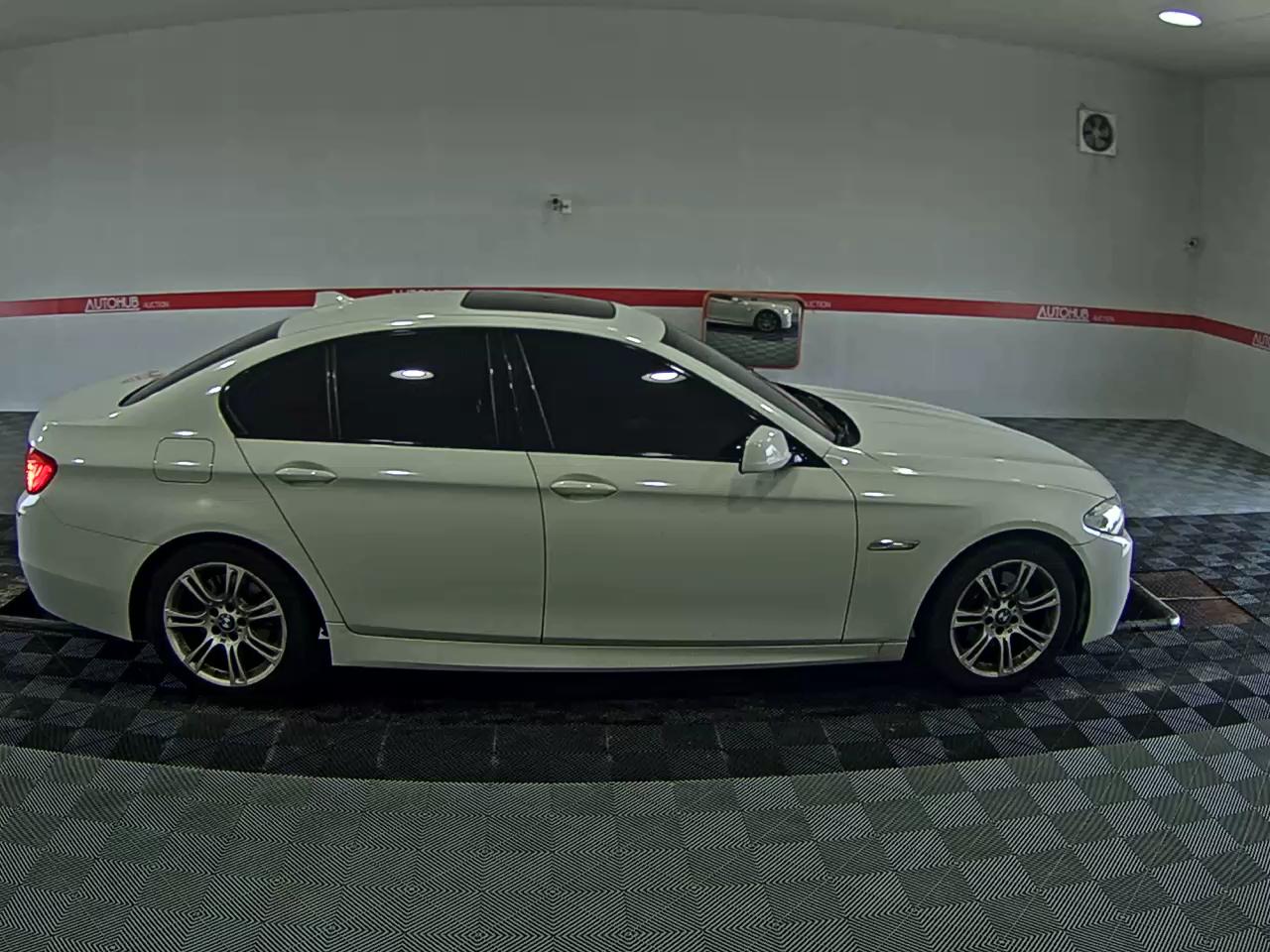 بي إم دبليو 5 Series (6Th Gen) 520D M Sport 2013 SPORT