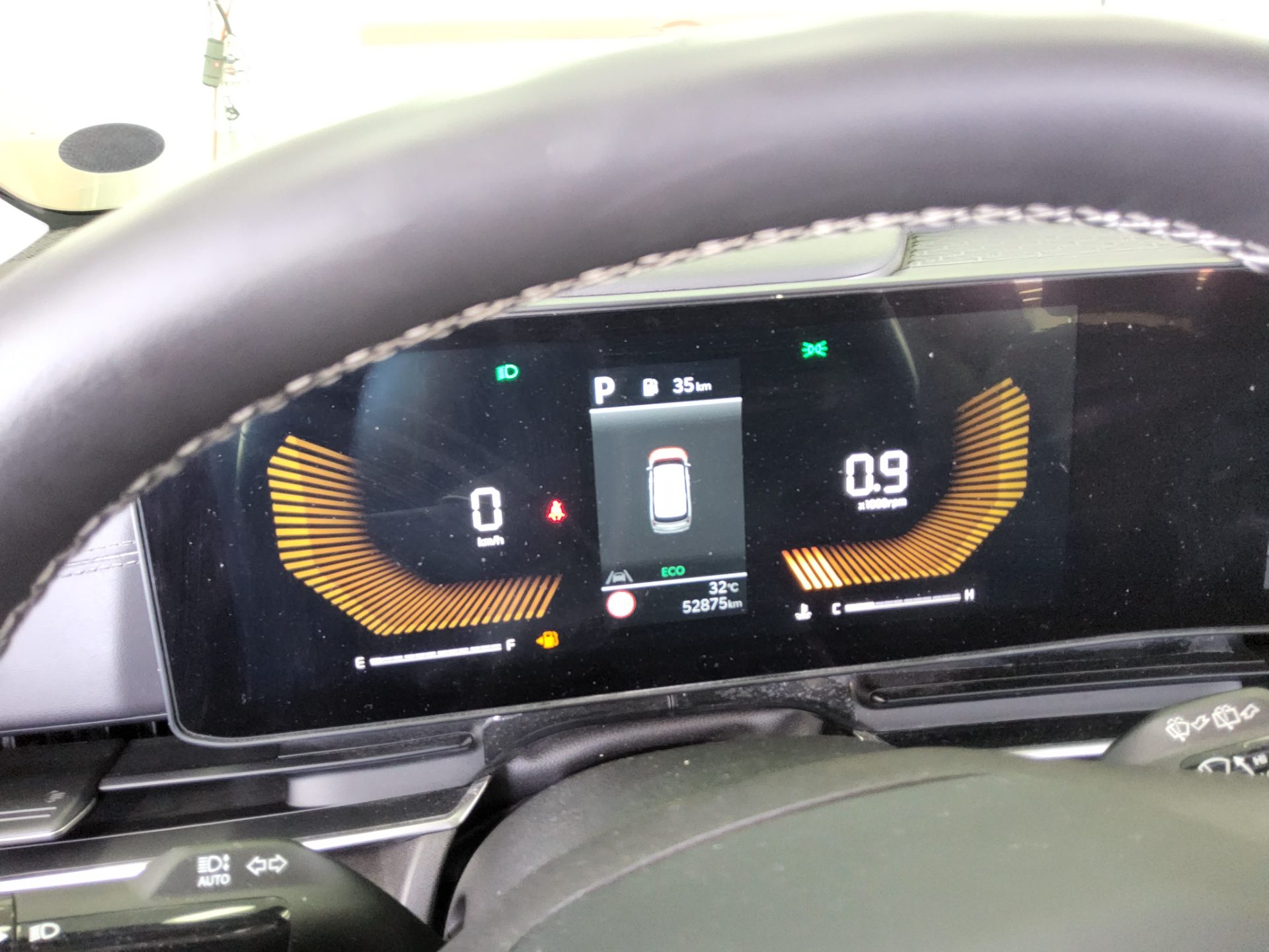 كيا الجديد كارنفال (Ka4) 9 Seater بنزين بريستيج 2025 PRESTIGE