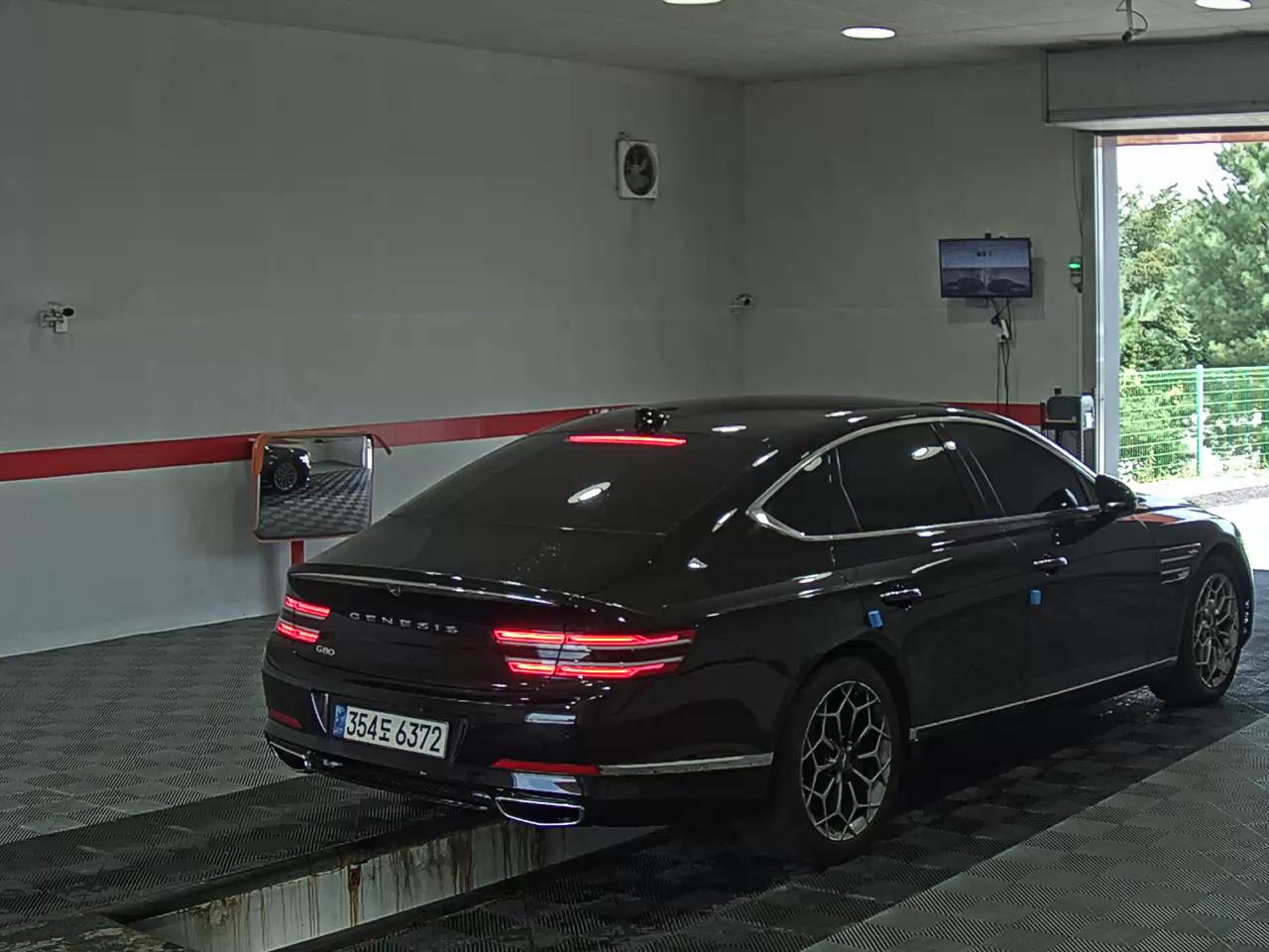 جينيسيس جينيسيس G80 2022 BASE