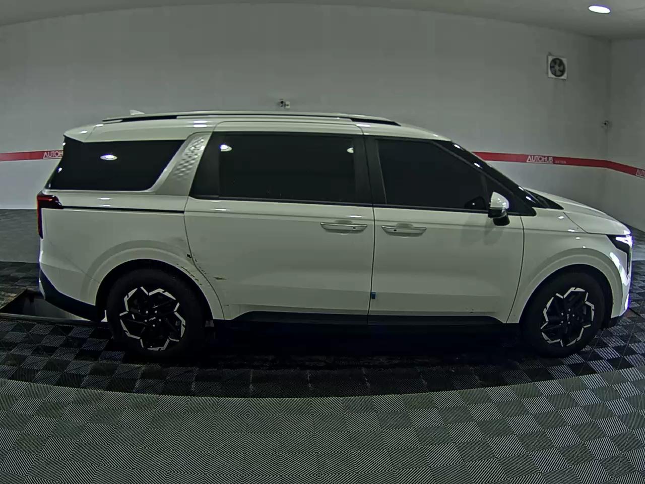 كيا الجديد كارنفال (Ka4) 9 Seater بنزين بريستيج 2025 PRESTIGE