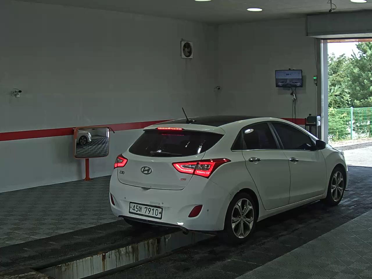 هيونداي جديد I30 1.6 GDI Extreme 2012