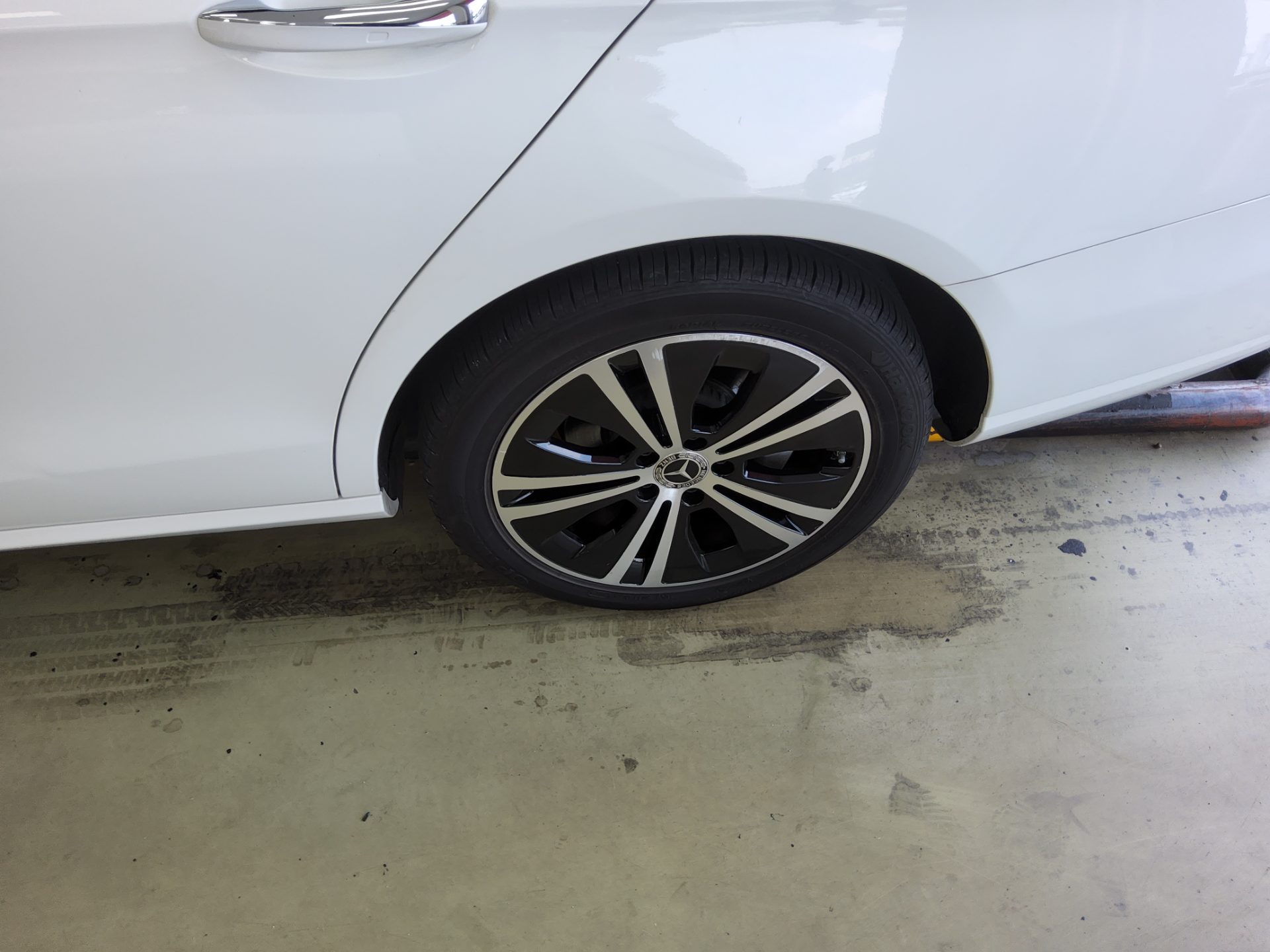 مرسيدس بنز E Class (5Th Gen) E250 Avantgarde 2021 E250