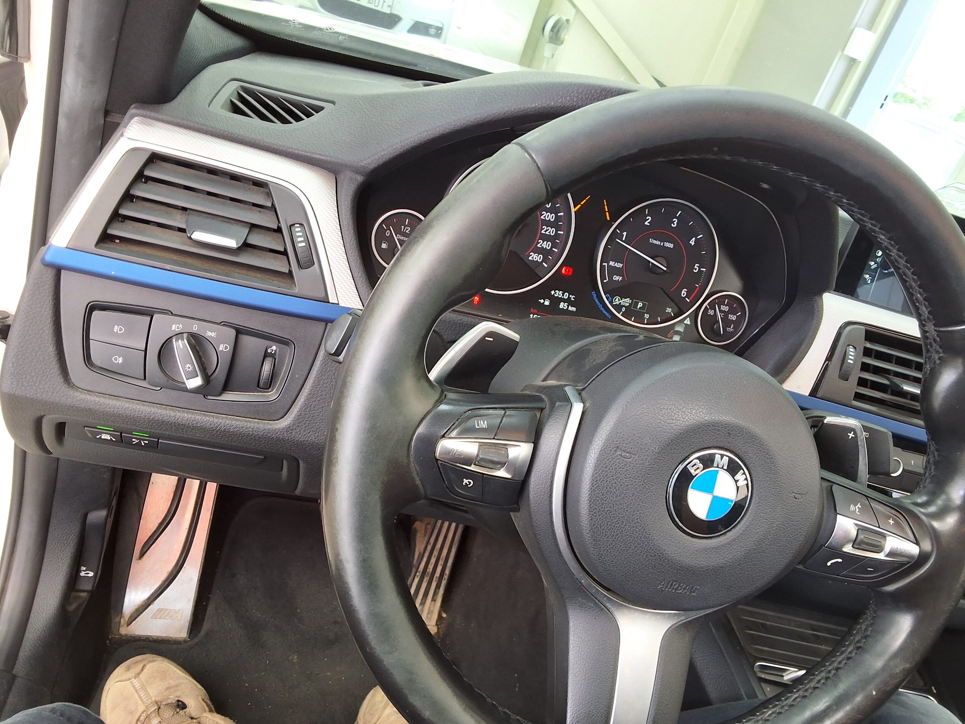 بي إم دبليو 3 Series (6Th Gen) 320D M Sport 2017 SPORT