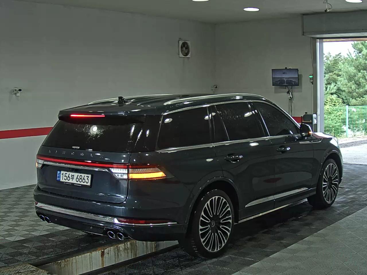 لينكولن Aviator (2Nd Gen) 3.0 V6 دفع كلي Black Label 2021 دفع رباعي