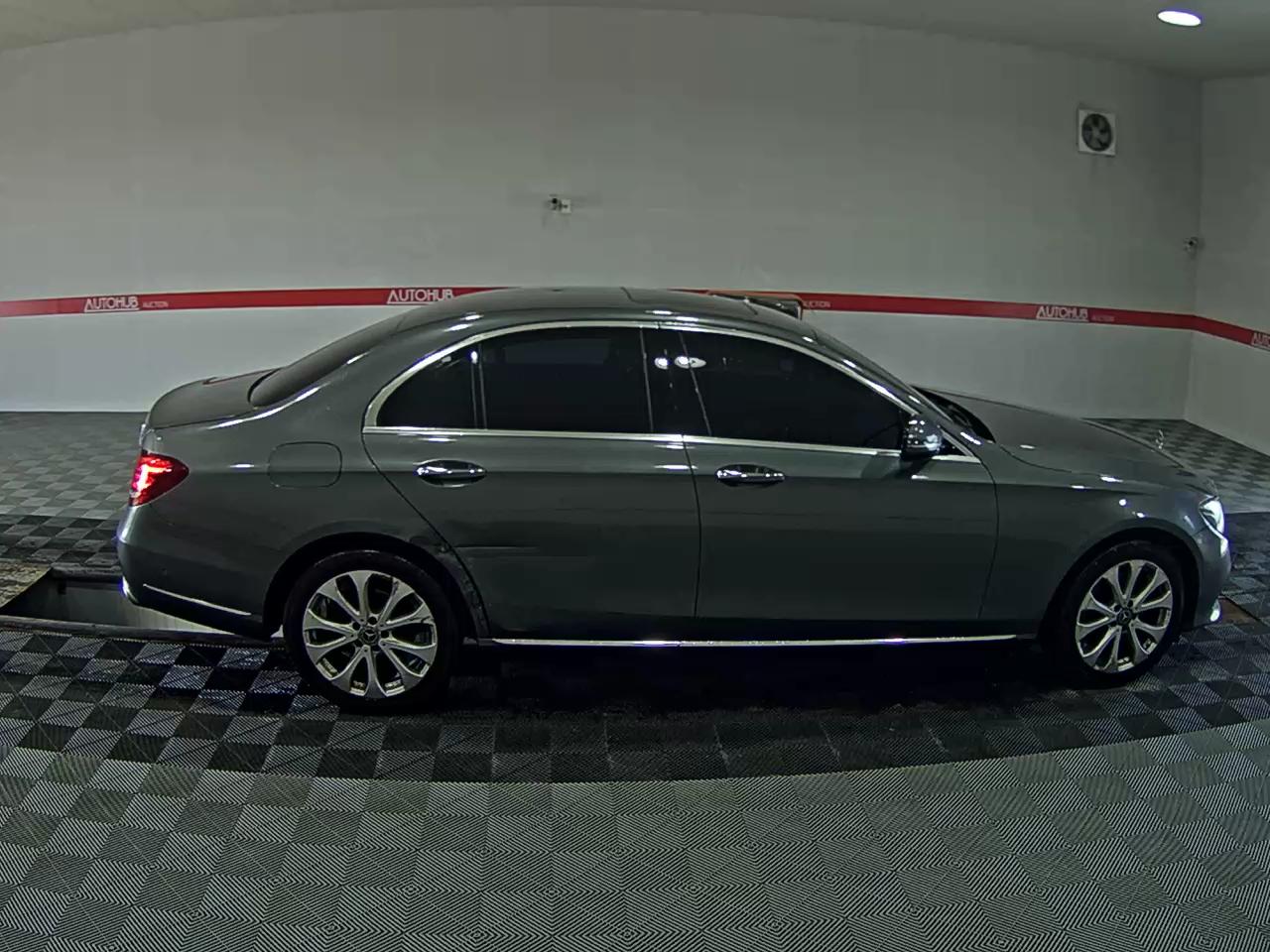 مرسيدس بنز E Class (5Th Gen) E220D فورماتيك إكسكلوسيف 2018 E220d 4MATIC إكسكلوسيف
