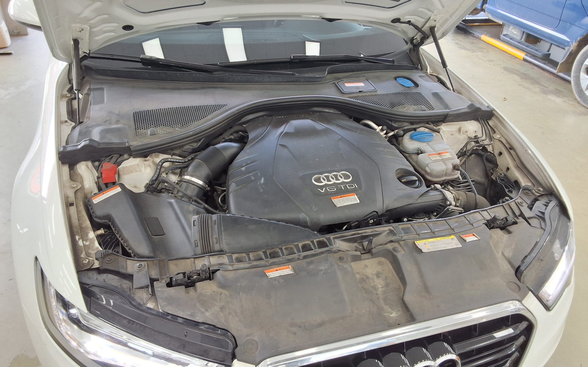 أودي إيه 6 (4Th Gen) 45 TDI كواترو 2015