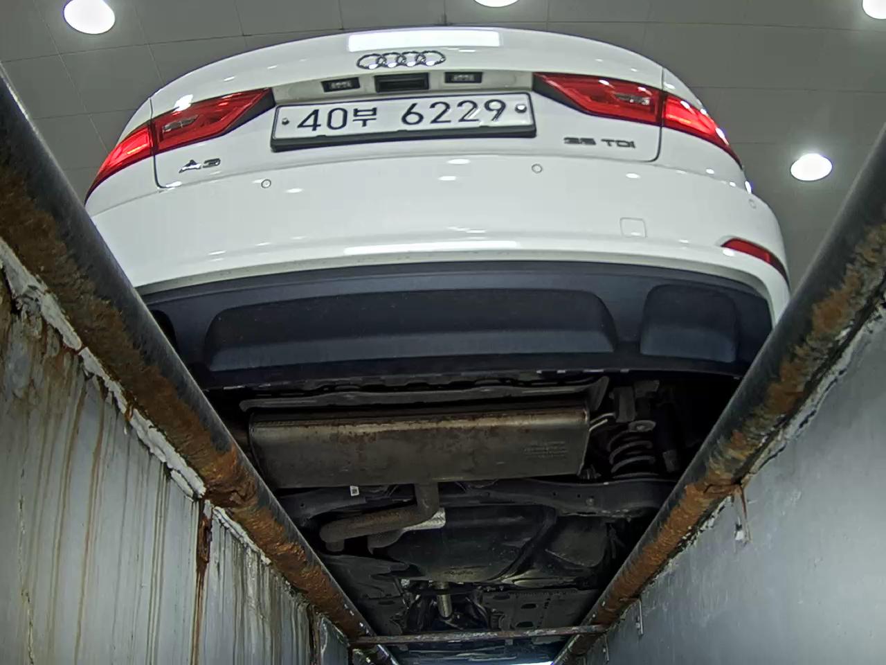 أودي إيه 3 (3Rd Gen) 35 TDI Dynamic 2015