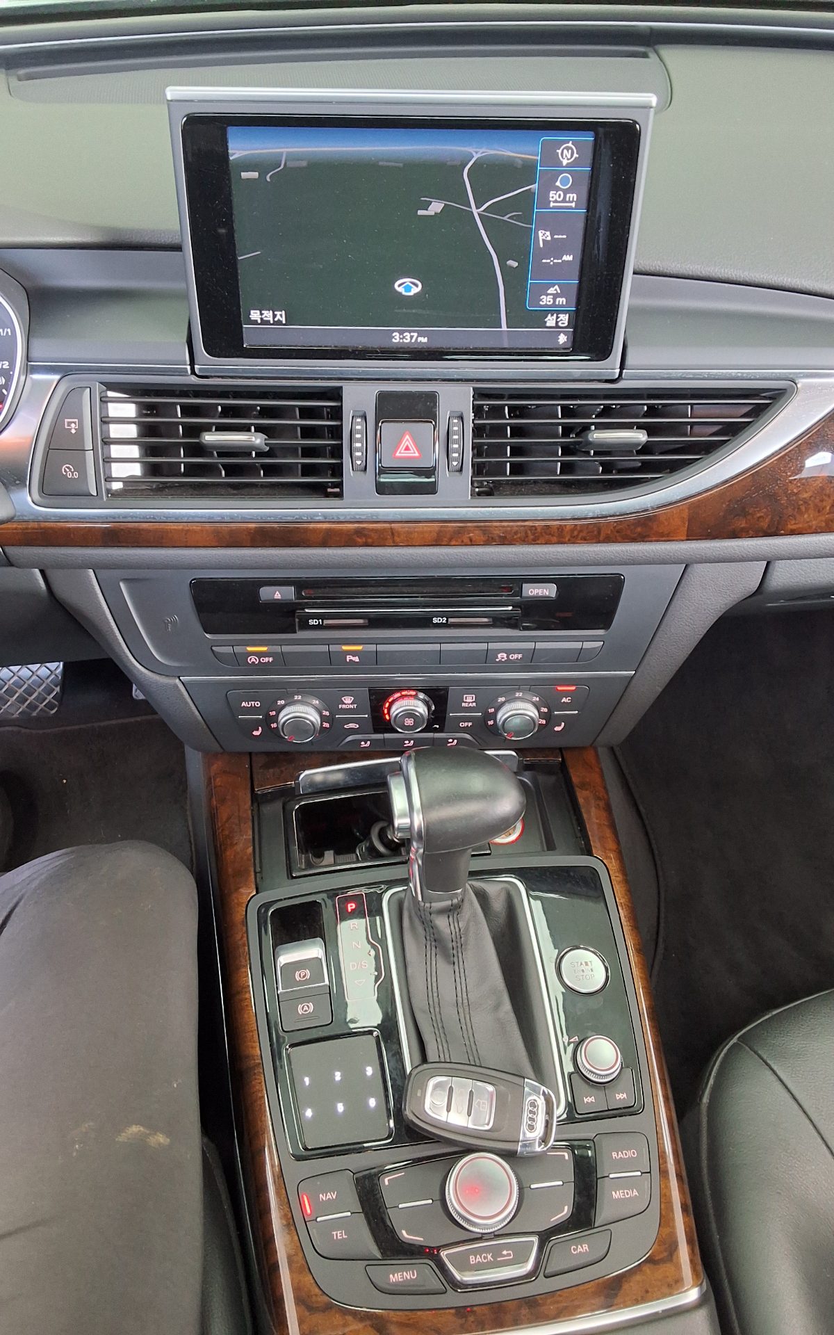 أودي إيه 6 (4Th Gen) 3.0 Tfsi كواترو 2014