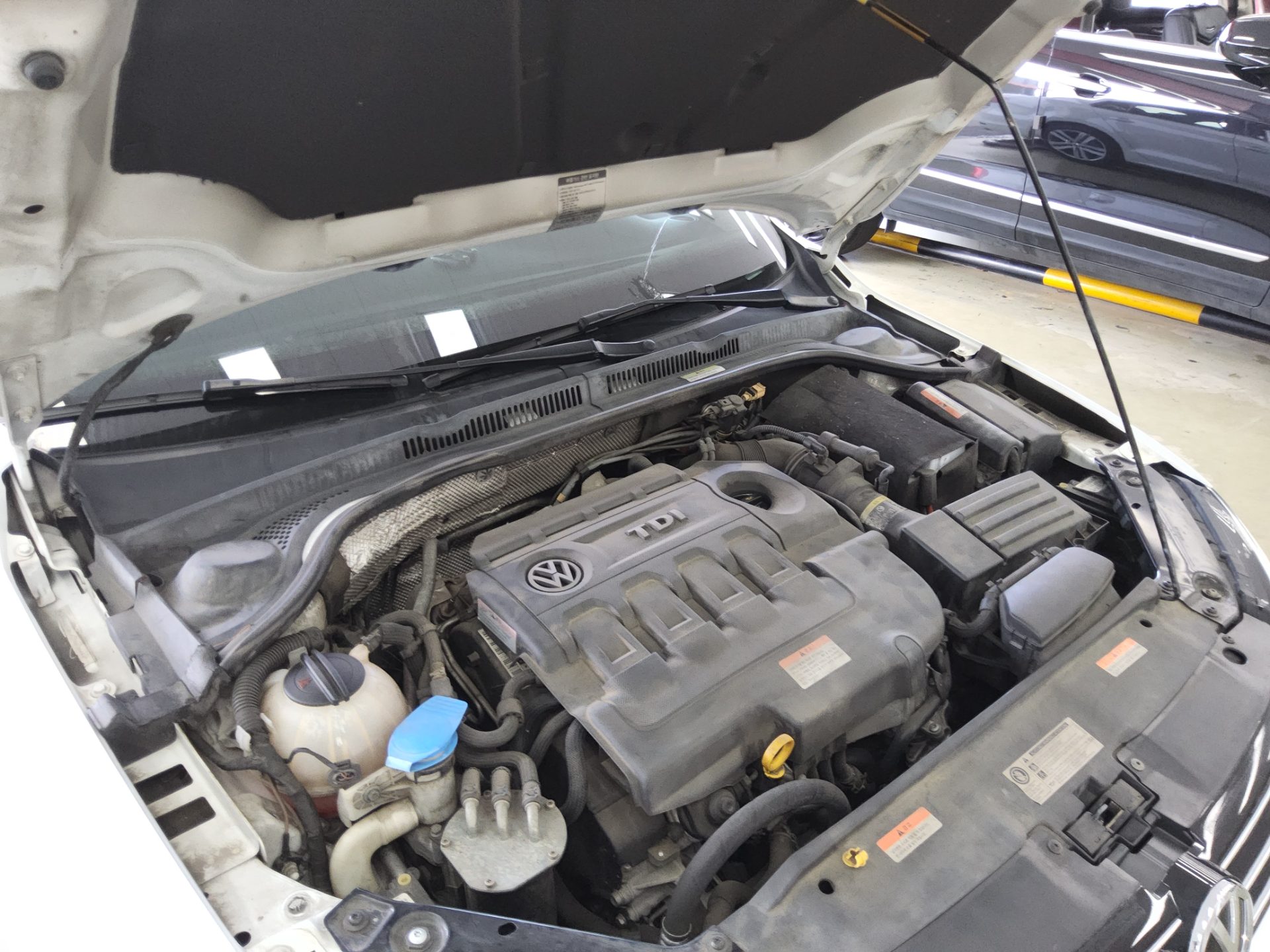 فولكس فاجن جيتا (6Th Gen) 2.0 TDI Bluemotion بريميوم 2015 بريميوم