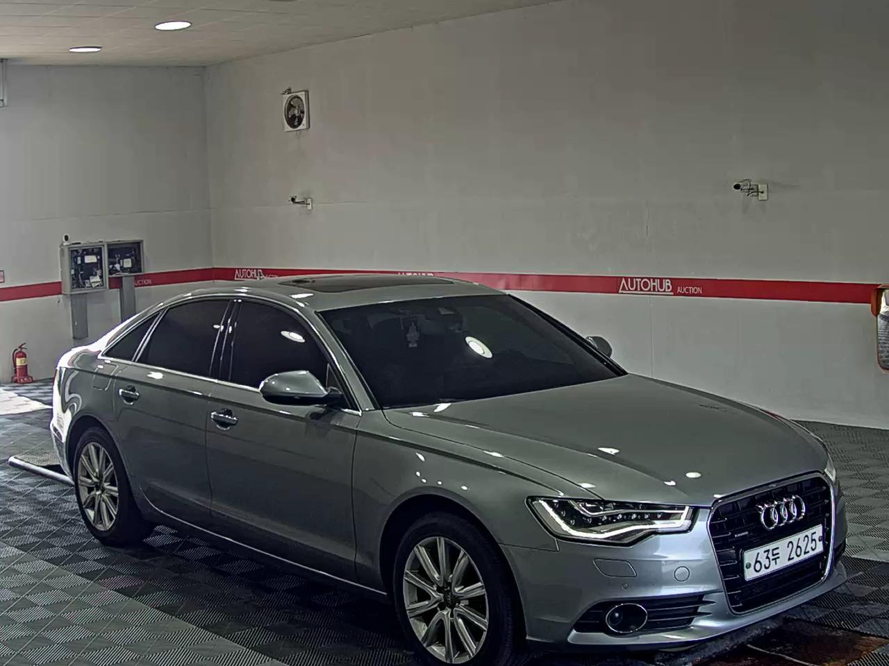 أودي إيه 6 (4Th Gen) 3.0 Tfsi كواترو 2014