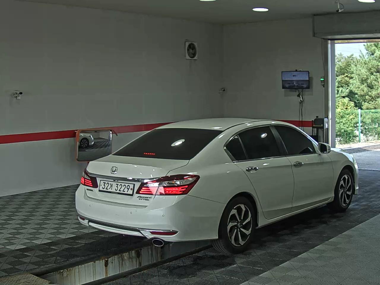 هوندا أكورد (9Th Gen) 2.4 Ex L 2017