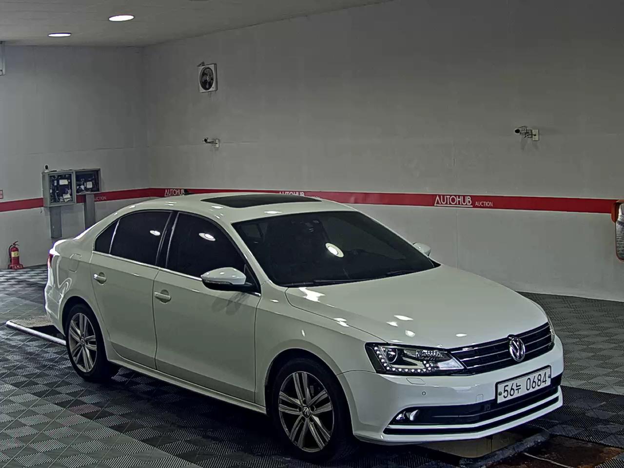 فولكس فاجن جيتا (6Th Gen) 2.0 TDI Bluemotion بريميوم 2015 بريميوم