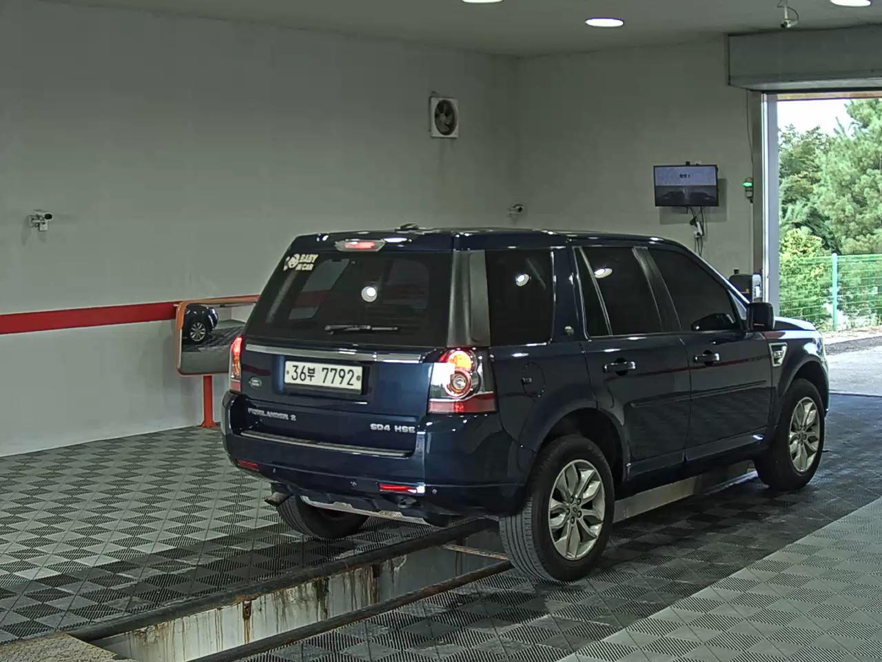 لاند روفر Rover Freelander 2 2.2 Sd4 Hse 2013