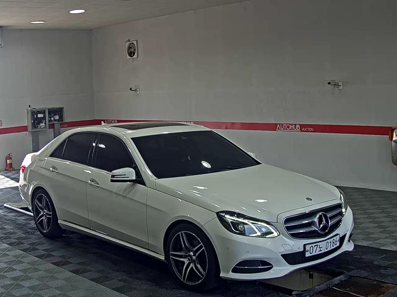 مرسيدس بنز E Class (4Th Gen) E220 Cdi Avantgarde 2014 E220
