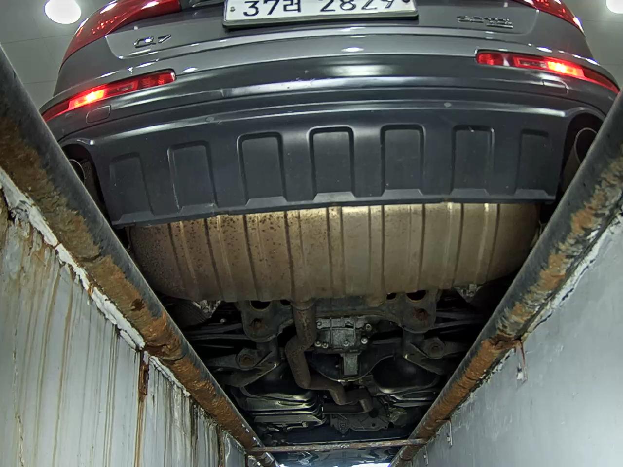 أودي كيو 7 3.0 TDI كواترو 2010