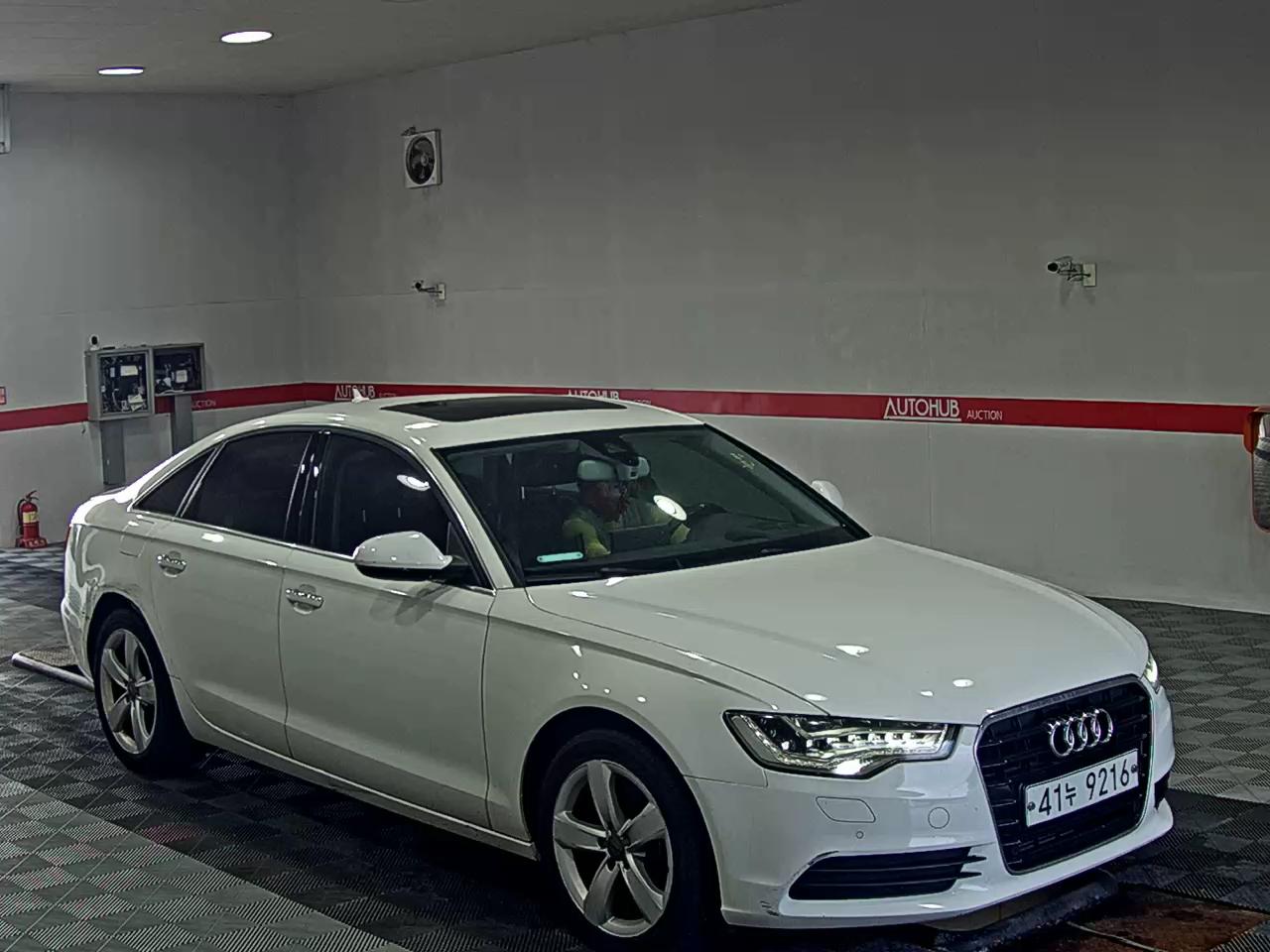 أودي إيه 6 (4Th Gen) 35 TDI Dynamic 2015