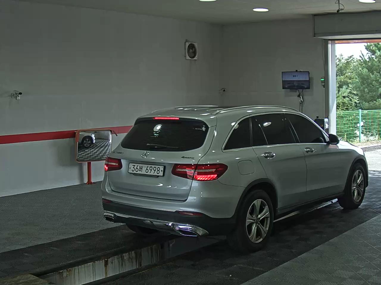 مرسيدس بنز جي إل سي Class جي إل سي 220D فورماتيك 2018 4MATIC