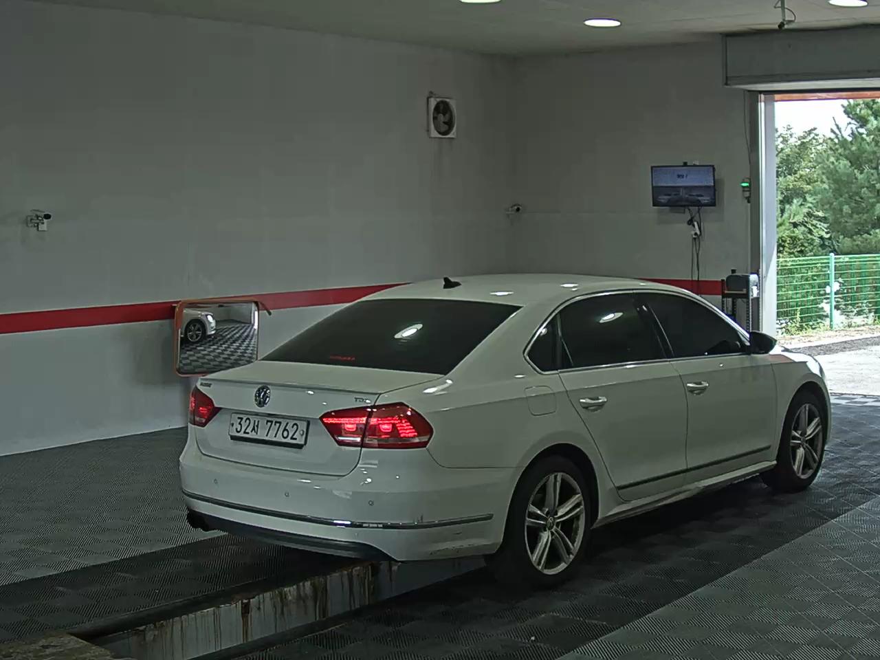 فولكس فاجن الجديد باسات (7Th Gen) 2.0 TDI 2015