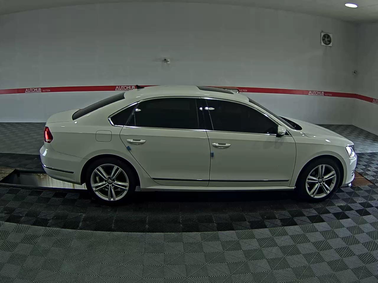فولكس فاجن الجديد باسات (7Th Gen) 2.0 TDI 2015