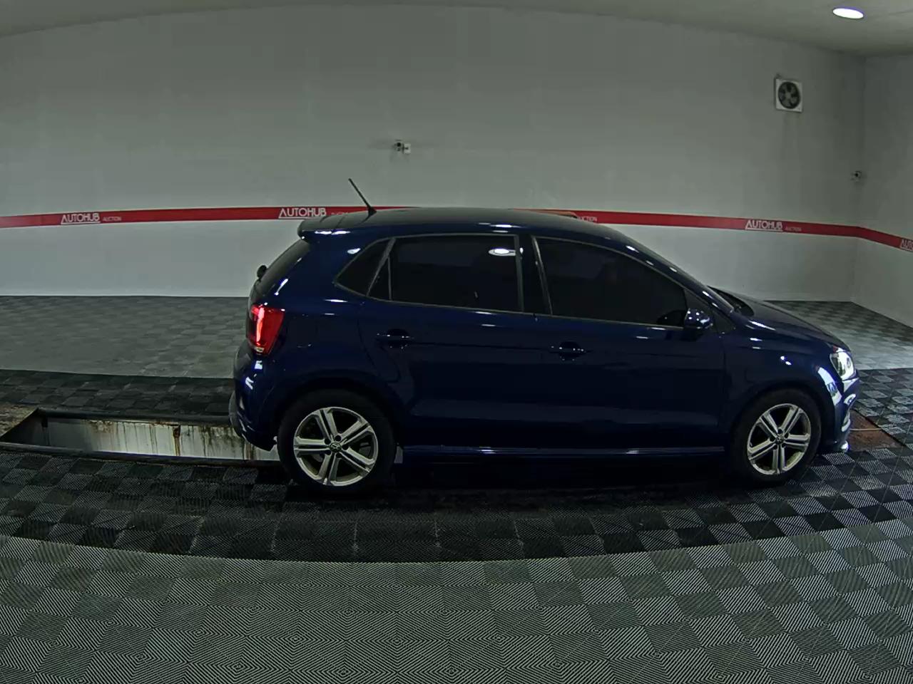 فولكس فاجن الجديد بولو (5Th Gen) 1.6 TDI R Line 2014 LINE