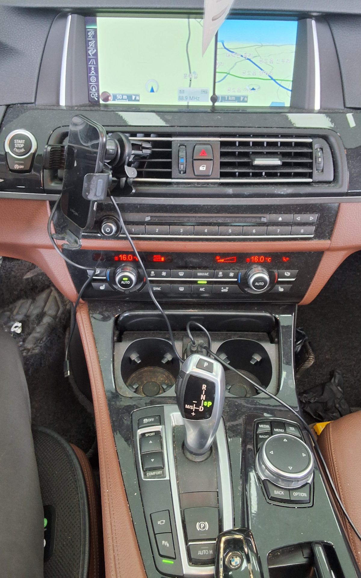 بي إم دبليو 5 Series (6Th Gen) 520D M Aerodynamic 2016 520d