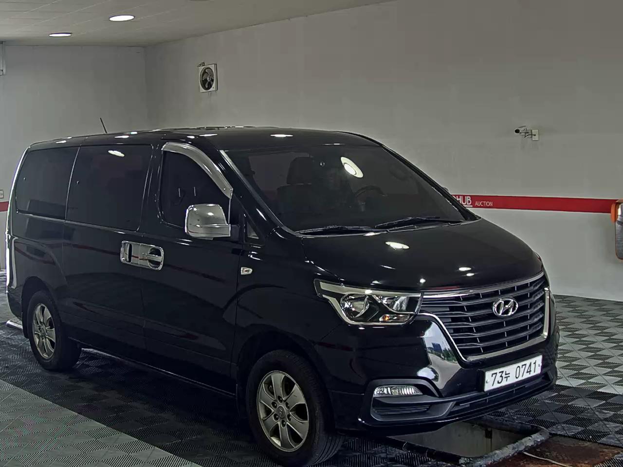 هيونداي الجديد جراند ستاركس 11 Seater ديزل دفع رباعي سمارت 2018 SMART