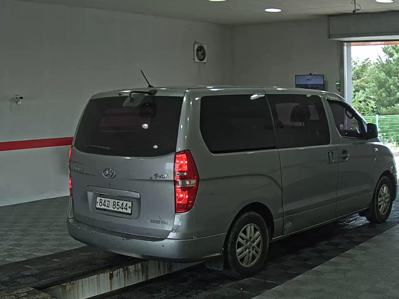 هيونداي جراند ستاركس 5 Seater ديزل فان سمارت 2017 VAN SMART
