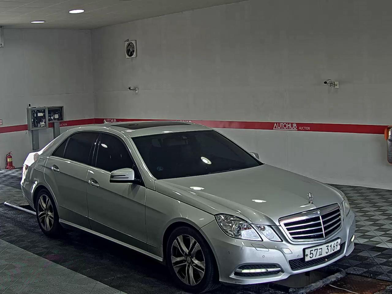 مرسيدس بنز E Class (4Th Gen) E220 Cdi Avantgarde 2013 E220