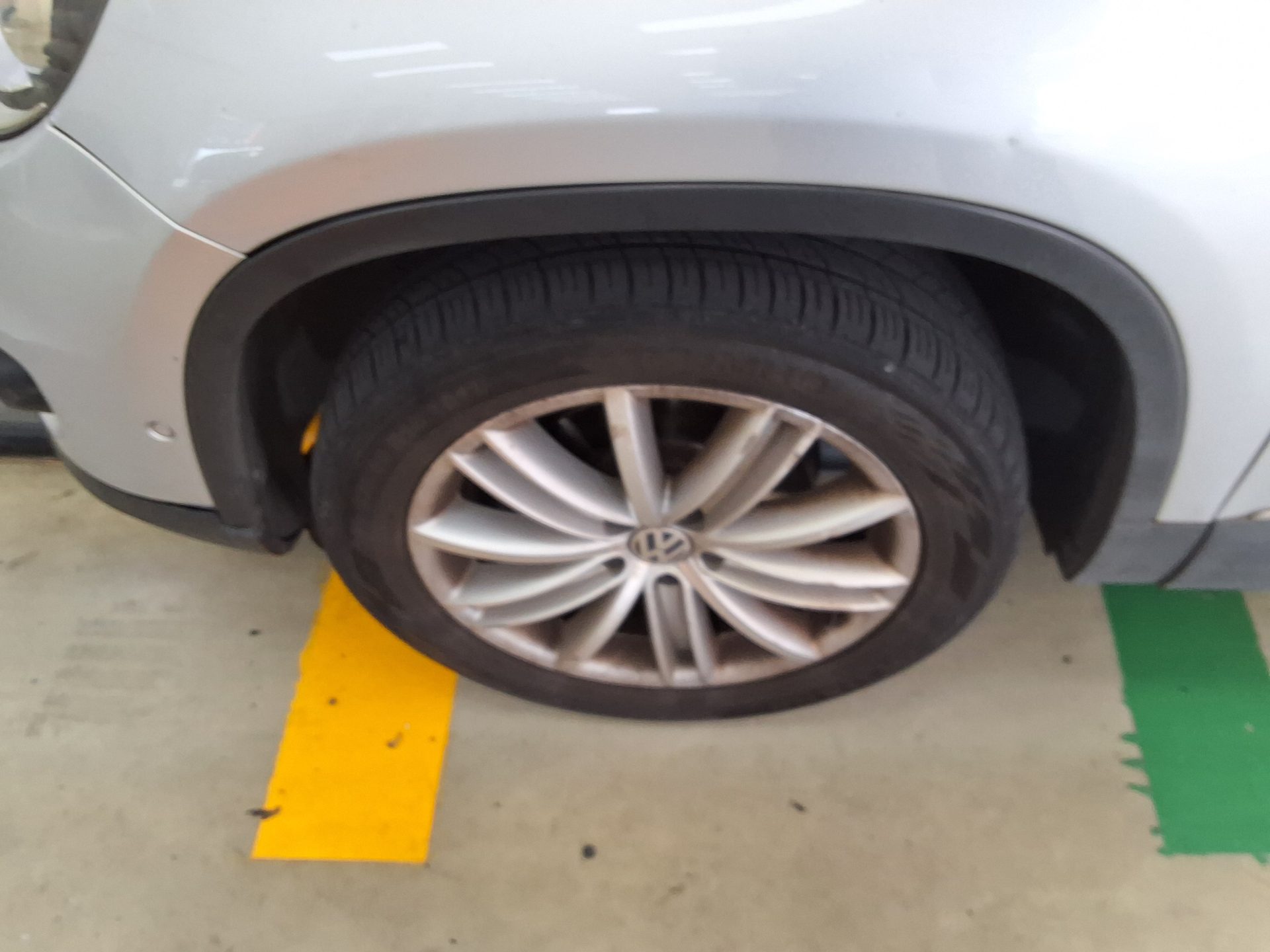 فولكس فاجن تيجوان 2.0 TDI Bluemotion بريميوم 2013 بريميوم