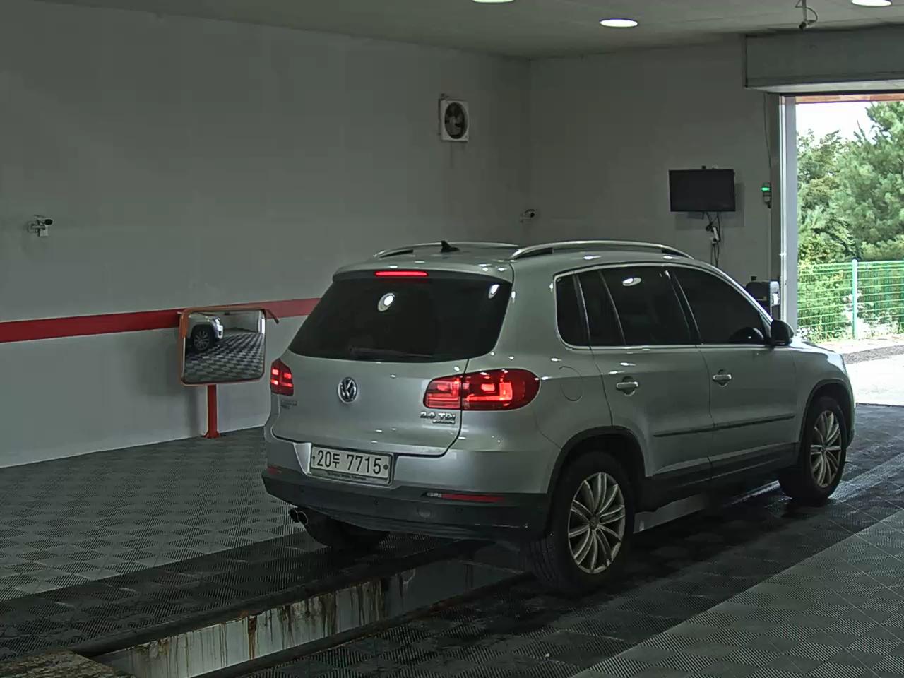 فولكس فاجن تيجوان 2.0 TDI Bluemotion بريميوم 2013 بريميوم