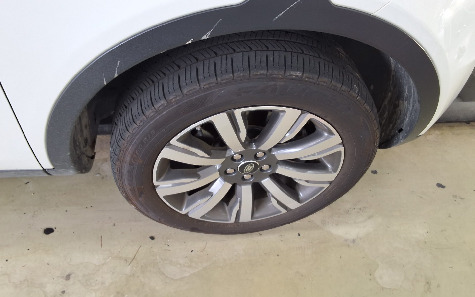 لاند روفر Rover Discovery Sport 2.0 Td4 Hse لكجري 2018 SPORT فاخر