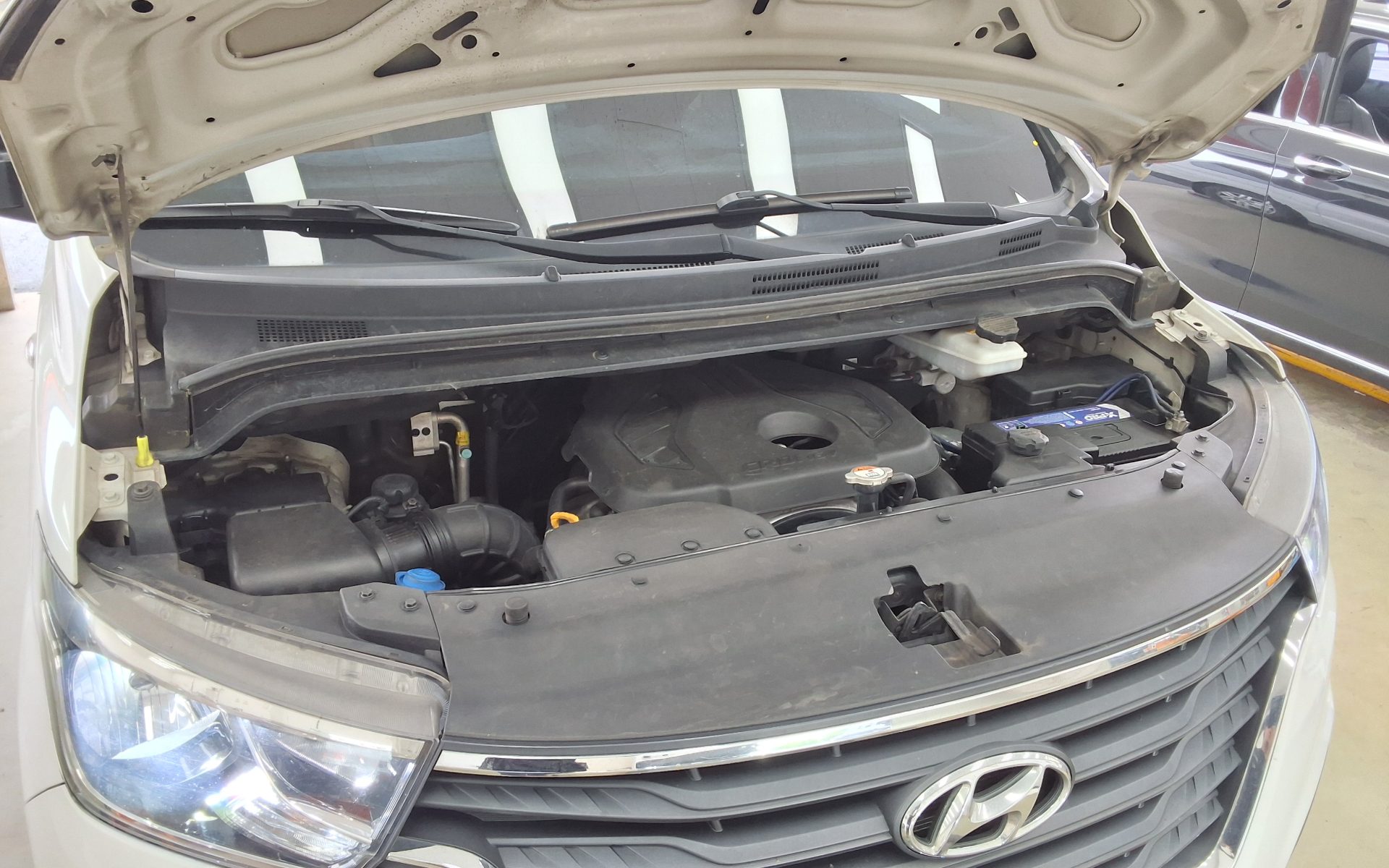 هيونداي الجديد جراند ستاركس 3 Seater ديزل فان سمارت 2019 VAN SMART