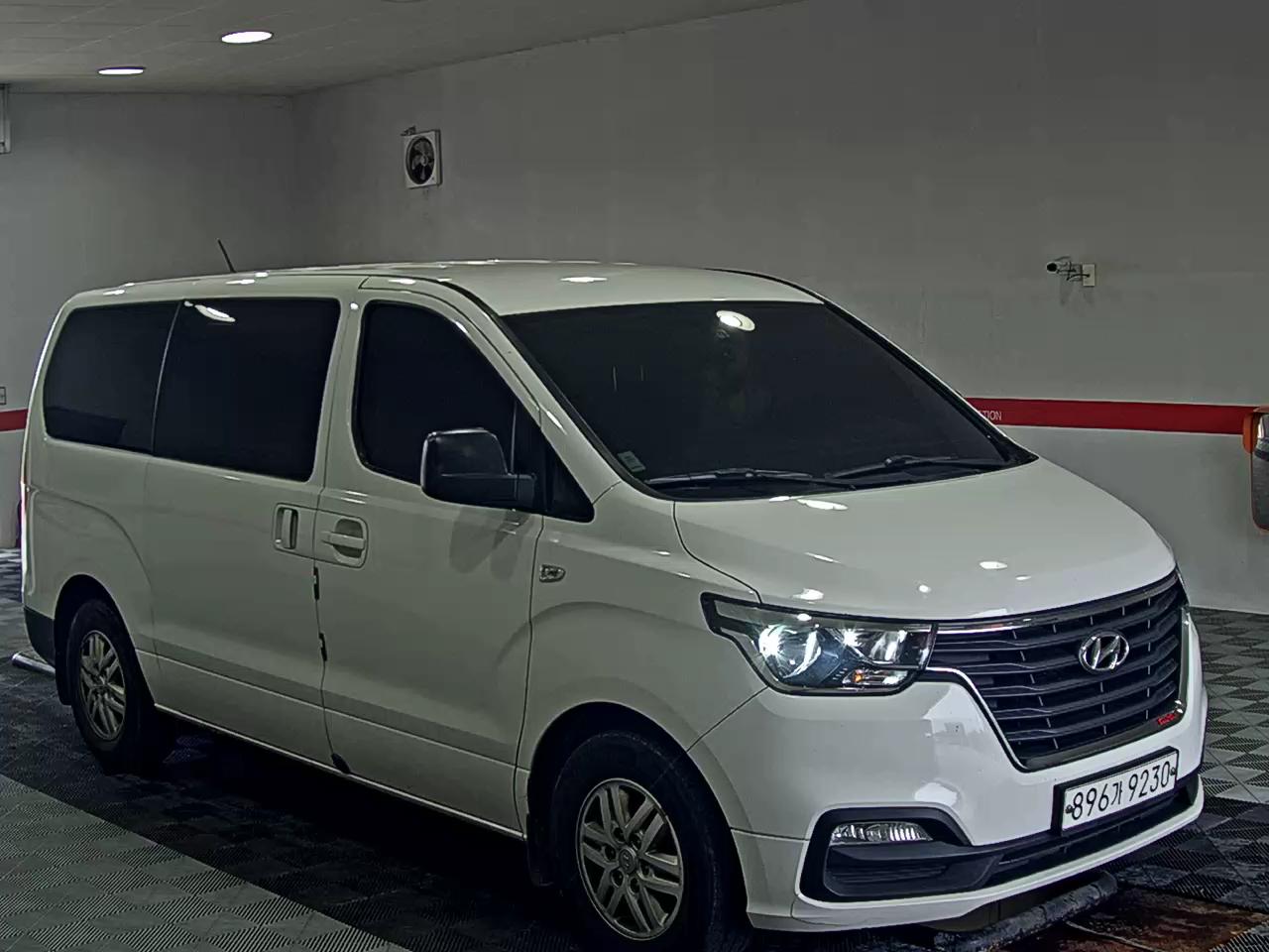 هيونداي الجديد جراند ستاركس 3 Seater ديزل فان سمارت 2019 VAN SMART