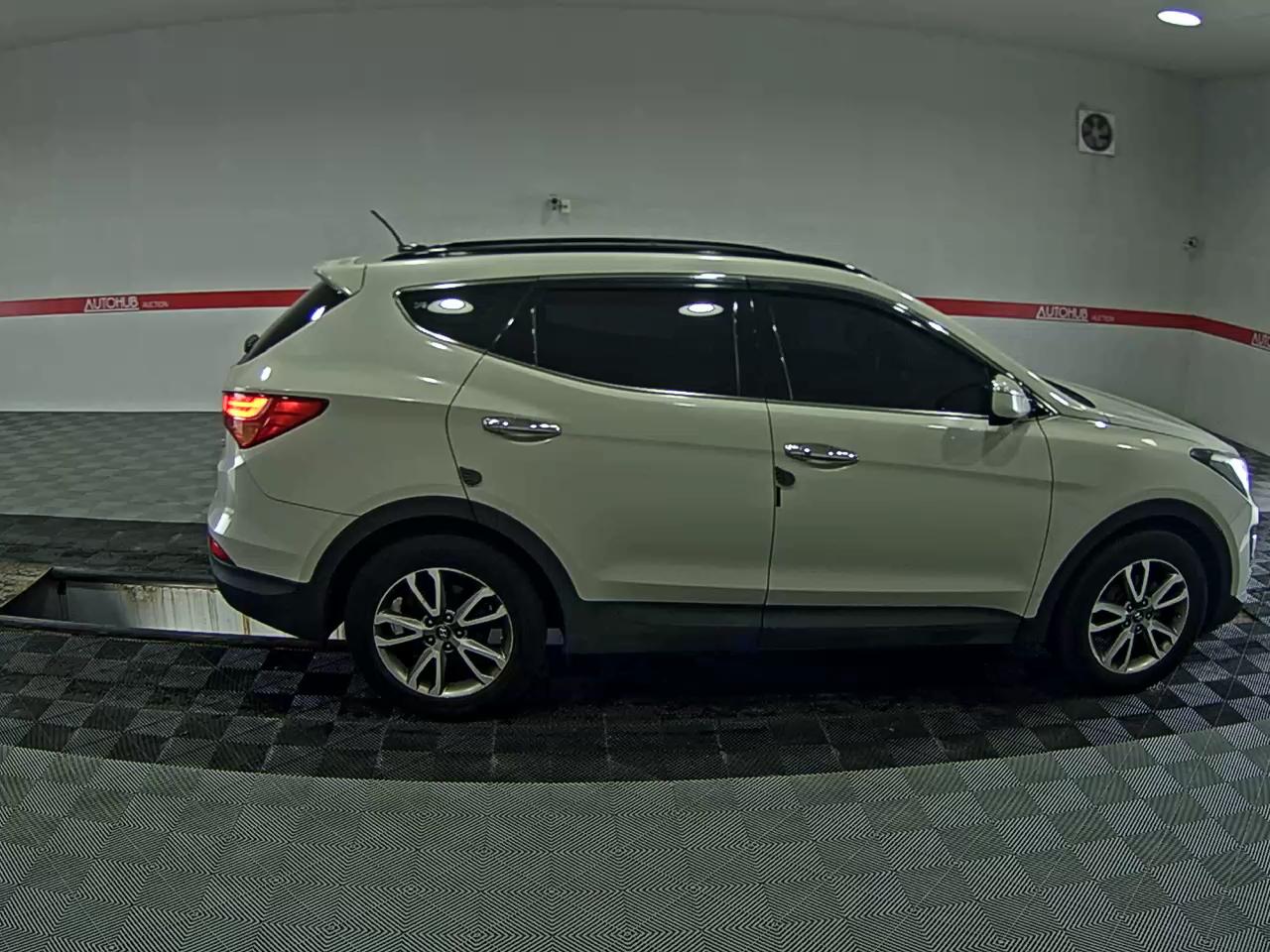 هيونداي سانتافي 2013 MODERN
