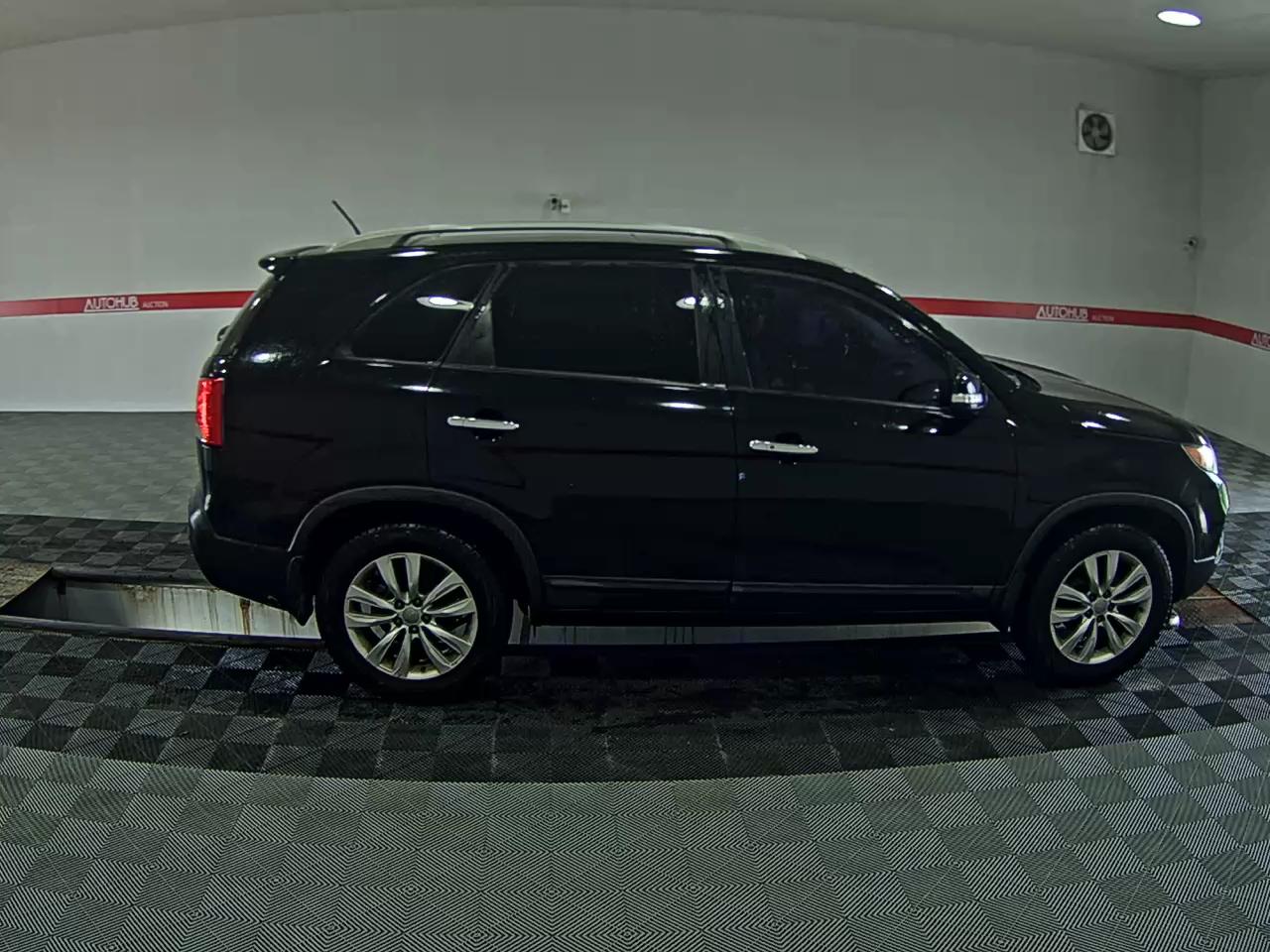كيا سورينتو 2012 TLX فاخر