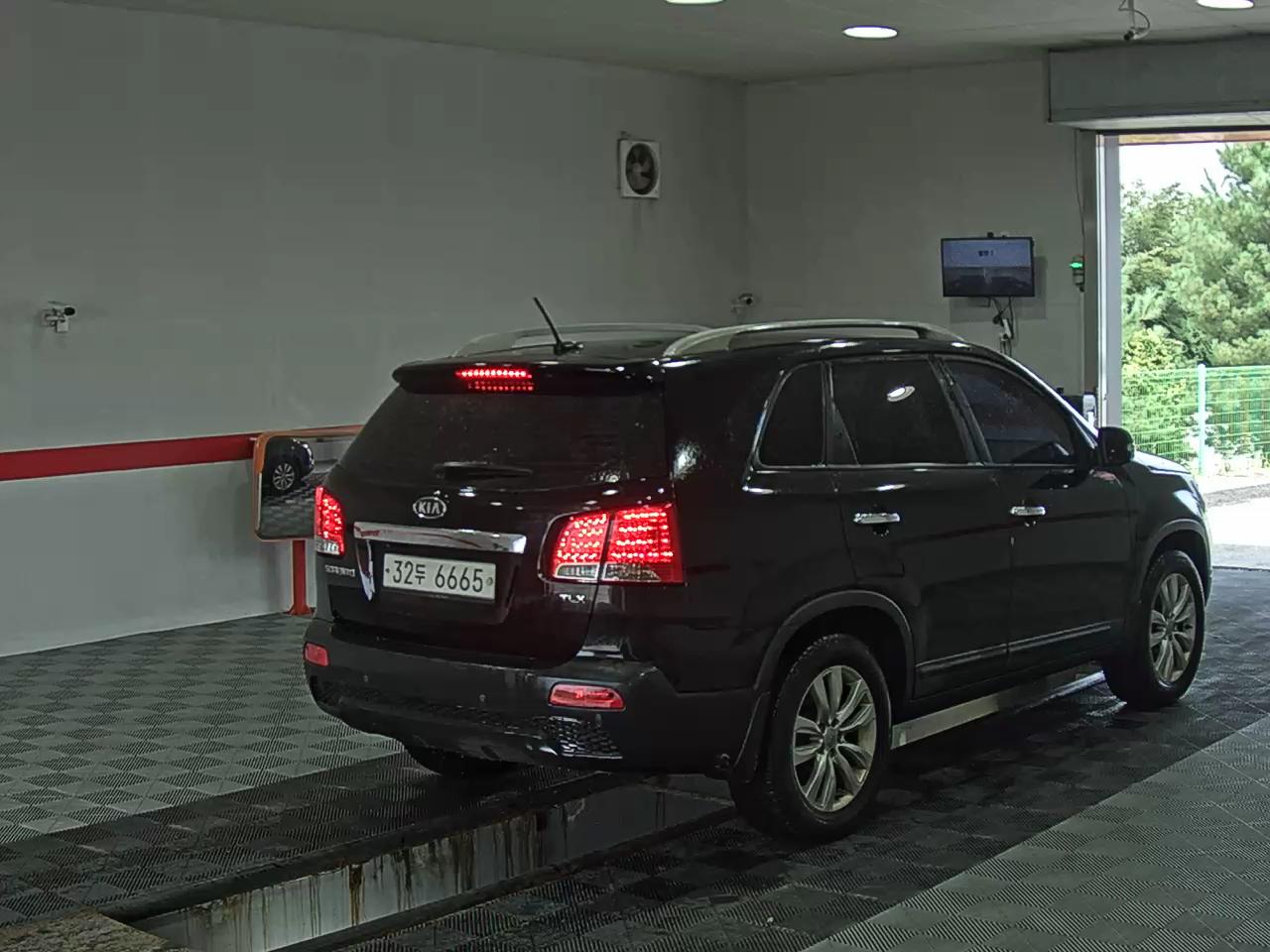 كيا سورينتو 2012 TLX فاخر