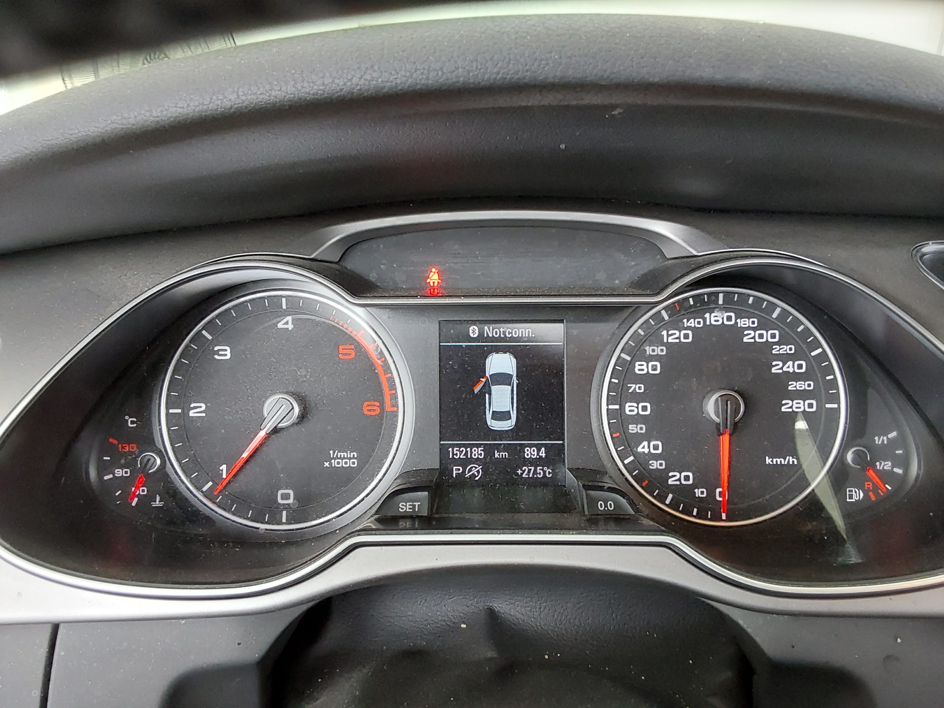 أودي إيه 4 (4Th Gen) 2.0 TDI كواترو Dynamic 2014