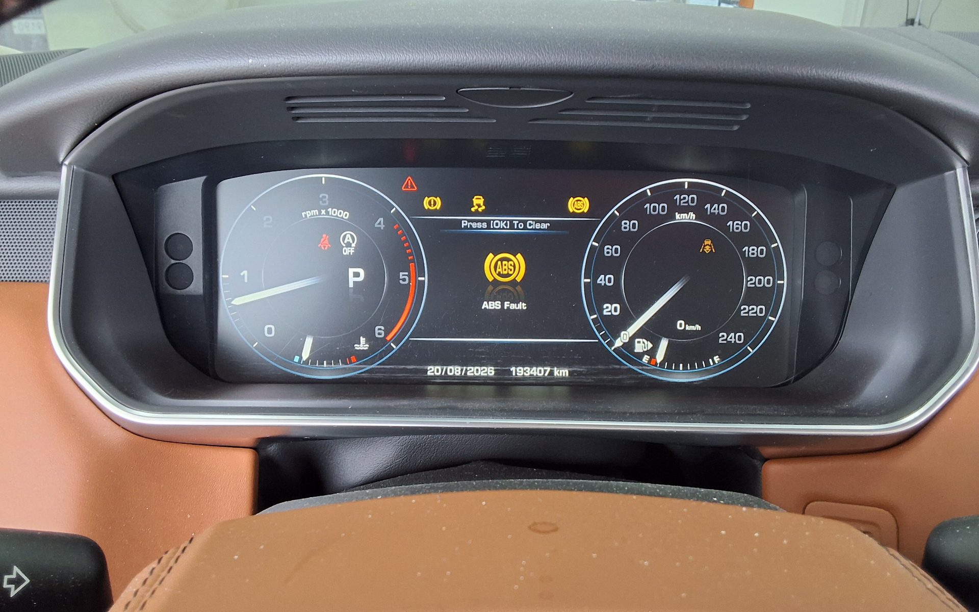 لاند روفر Rover رينج روفر Sport (2Nd Gen) 3.0 Sdv6 Hse Dynamic 2014 SPORT