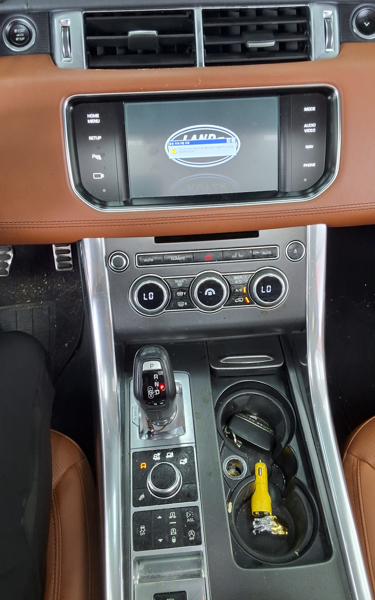 لاند روفر Rover رينج روفر Sport (2Nd Gen) 3.0 Sdv6 Hse Dynamic 2014 SPORT