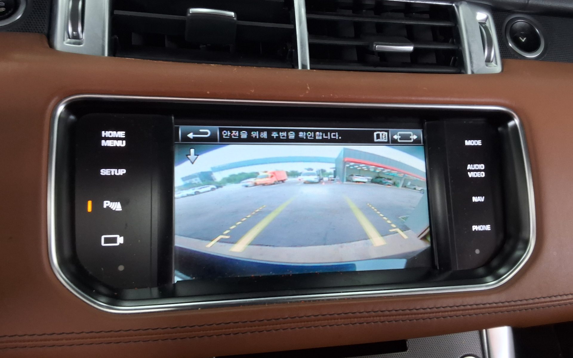 لاند روفر Rover رينج روفر Sport (2Nd Gen) 3.0 Sdv6 Hse Dynamic 2014 SPORT
