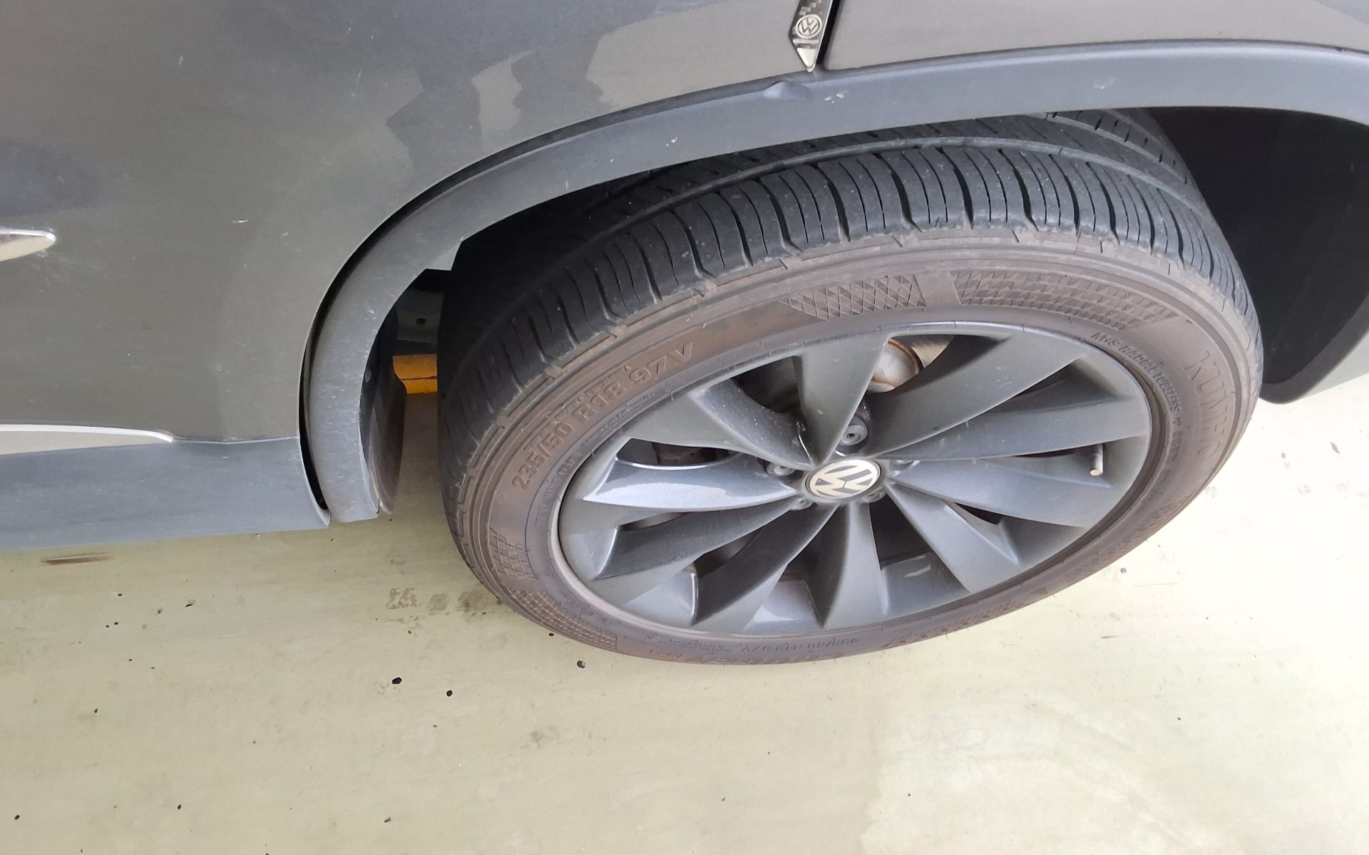 فولكس فاجن تيجوان 2.0 TDI Bluemotion بريميوم 2016 بريميوم