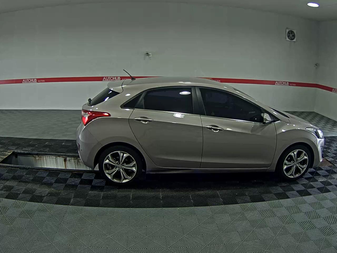 هيونداي جديد I30 1.6 GDI Unique 2012