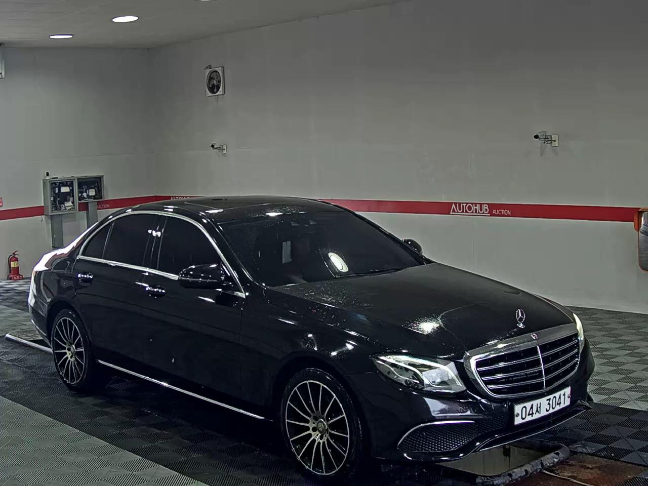 مرسيدس بنز E Class (5Th Gen) E220D إكسكلوسيف 2017 E220d إكسكلوسيف