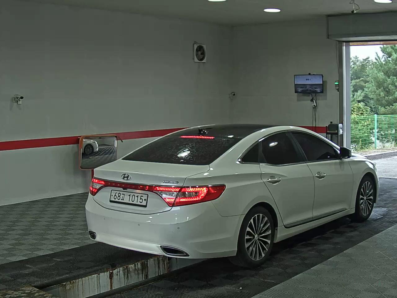 هيونداي جرانديور 2014 إكسكلوسيف