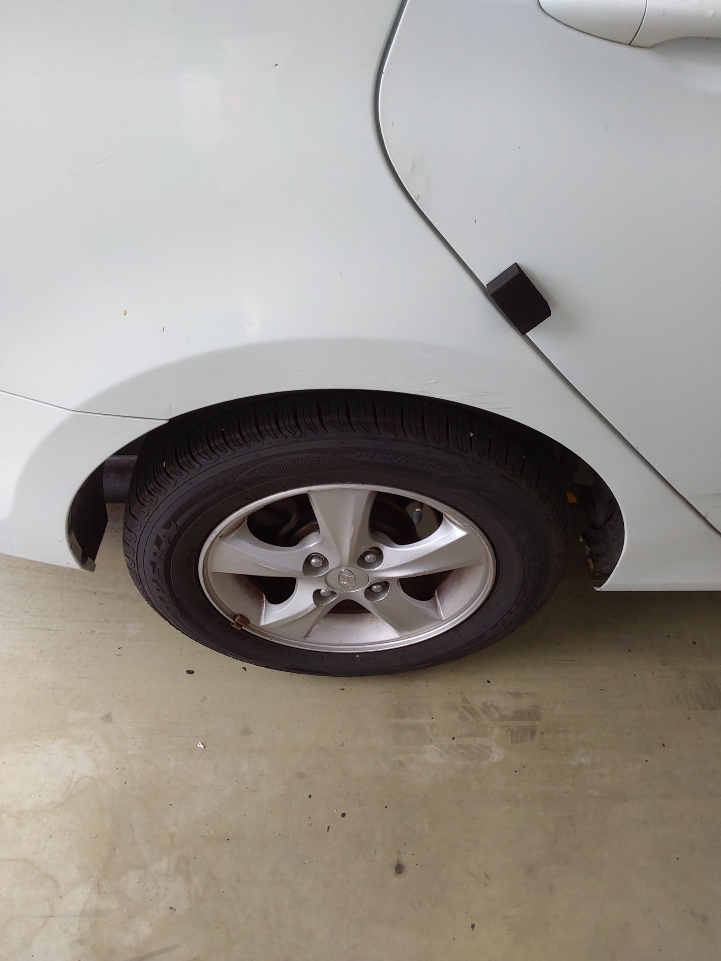 هيونداي جديد أكسنت 1.4 Vvt Premier 2012 PREMIER