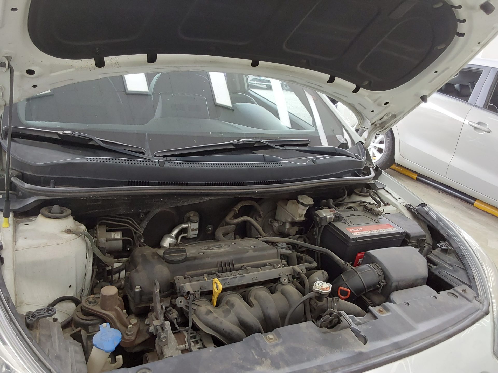 هيونداي جديد أكسنت 1.4 Vvt Premier 2012 PREMIER